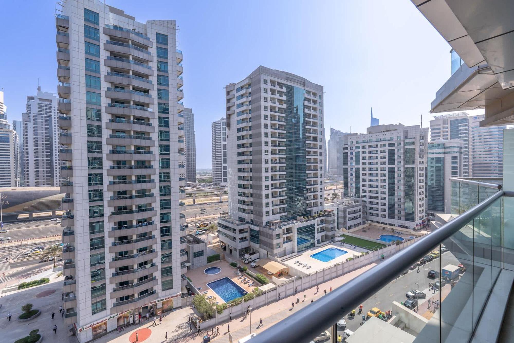 Serene 1-Bedroom Retreat In Dubai Marina Exterior photo