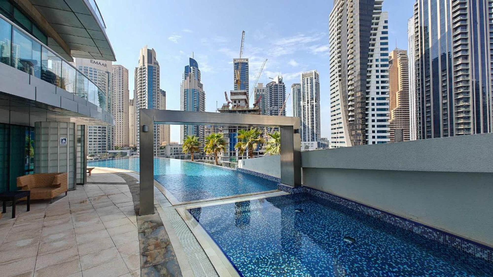 Serene 1-Bedroom Retreat In Dubai Marina Exterior photo