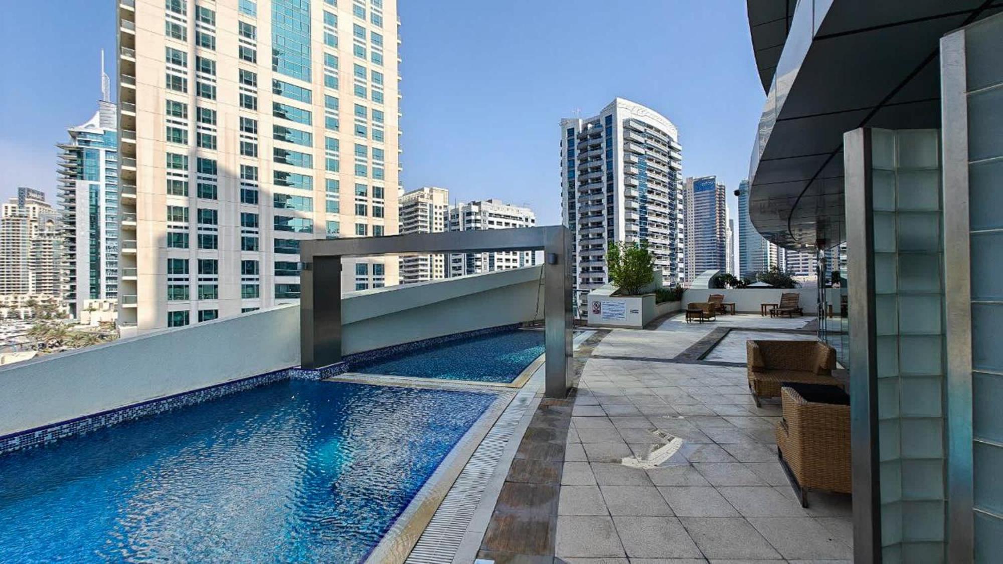 Serene 1-Bedroom Retreat In Dubai Marina Exterior photo