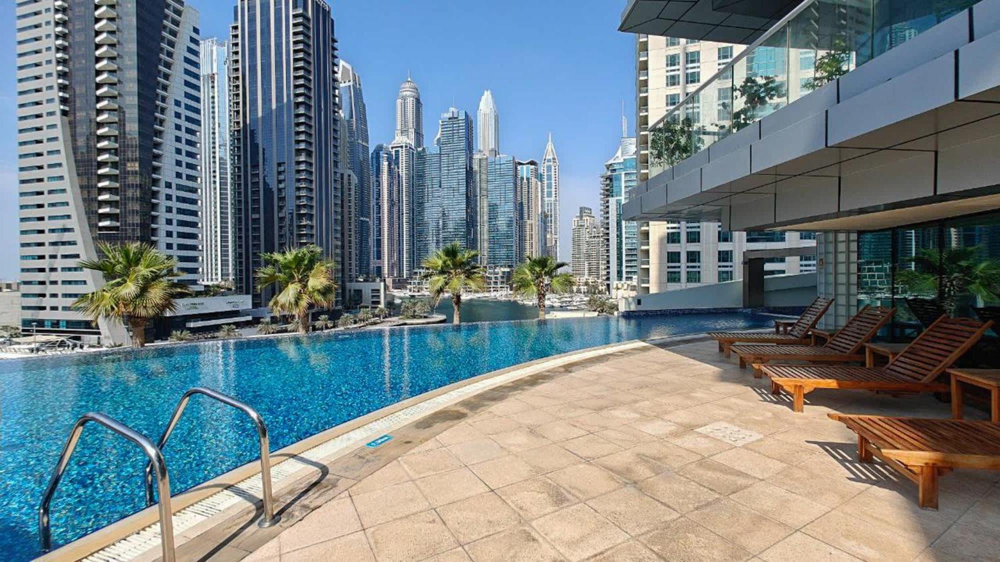 Serene 1-Bedroom Retreat In Dubai Marina Exterior photo