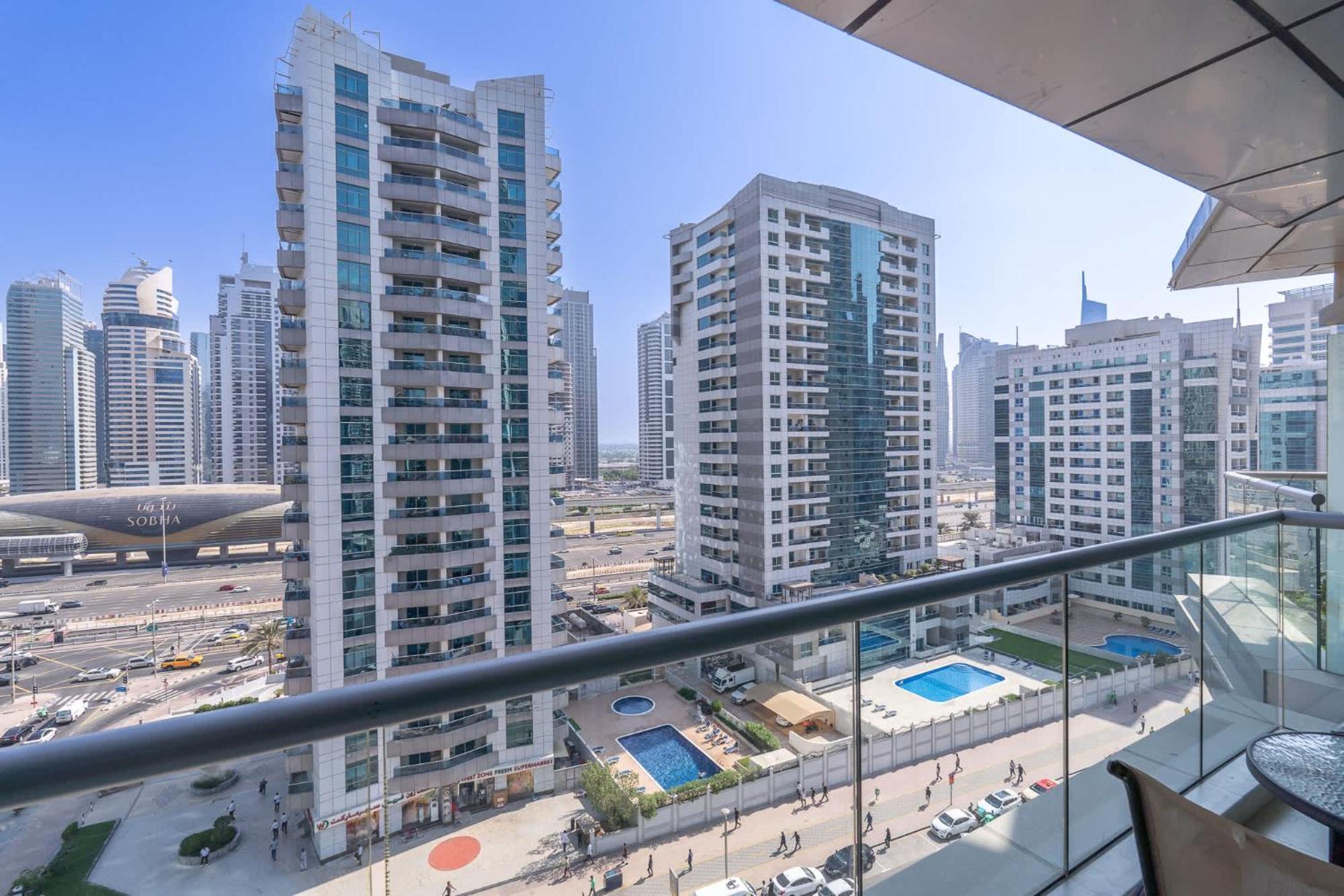 Serene 1-Bedroom Retreat In Dubai Marina Exterior photo